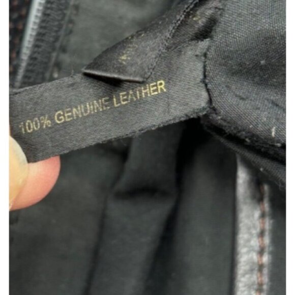 Etienne Aigner Black Leather Shoulder Bag Purse With Adjustable Strap & Front Po - Picture 6 of 7